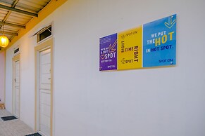 OYO 2417 Melati Residence