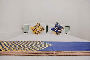 OYO 2417 Melati Residence