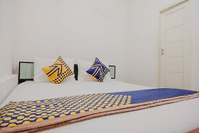 OYO 2417 Melati Residence