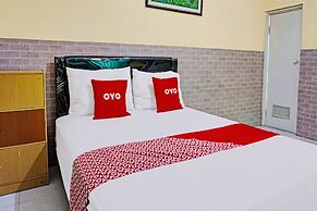 OYO 92359 Kost Maluku 36 Family Residence