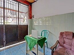 OYO 91865 Sidomulyo Kost Syariah