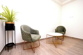 Hotel Limon Near Sector 29, Gurgaon