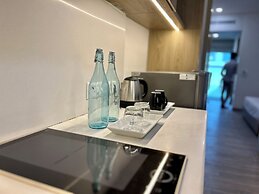 Hotel Limon Near Sector 29, Gurgaon