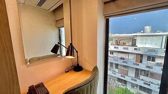 Hotel Limon Near Sector 29, Gurgaon