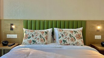 Hotel Limon Near Sector 29, Gurgaon