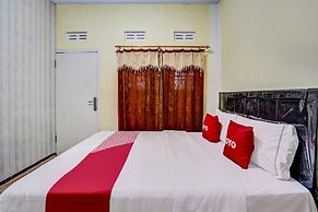 Super OYO 90642 Lancar Homestay Syariah