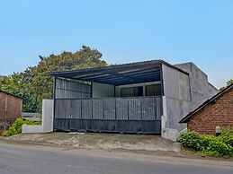 OYO Life  91947 Kost Barokah Syariah