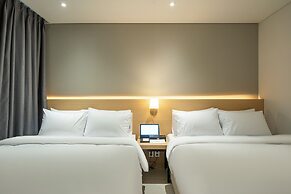 Chestertons GyeongJu