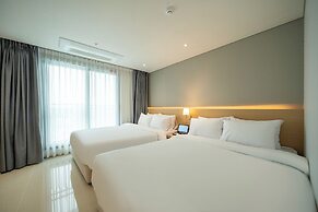 Chestertons GyeongJu