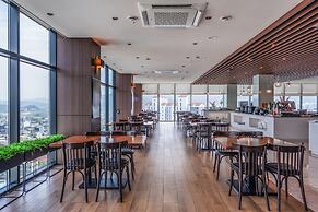 Chestertons GyeongJu