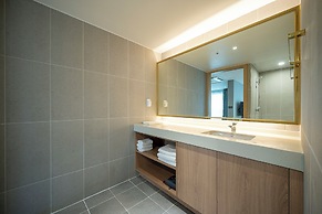 Chestertons GyeongJu