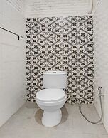 Super OYO 90828 Ara Guest House