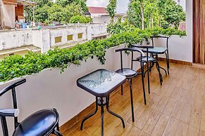 Super OYO 90828 Ara Guest House