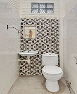 Super OYO 90828 Ara Guest House