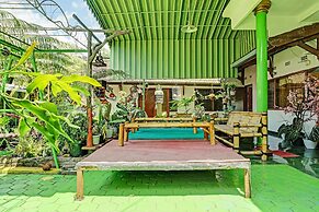 OYO Life 92376 Agape Villa