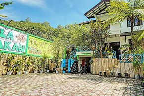 OYO Life 92376 Agape Villa