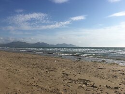 Lovely Caravan With Stunning Views Aberdaron