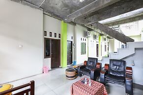 OYO 3830 Dfarys Gh Syariah