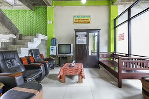 OYO 3830 Dfarys Gh Syariah