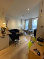 Modern & Central 2BD Flat - Broadmead