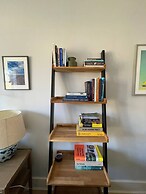 Bright & Stylish 1BD Flat - Wandsworth Town