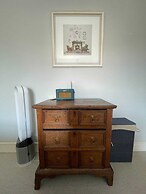 Bright & Stylish 1BD Flat - Wandsworth Town