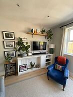 Bright & Stylish 1BD Flat - Wandsworth Town