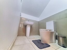 Beautiful one bed Apartment in Tema, Community 6