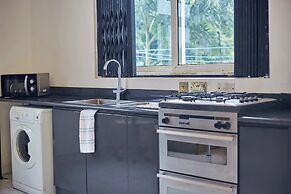 Beautiful one bed Apartment in Tema, Community 6