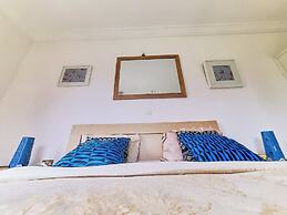 Beautiful one bed Apartment in Tema, Community 6