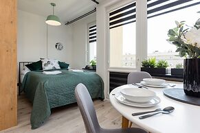 Grójecka Studio Warsaw by Renters