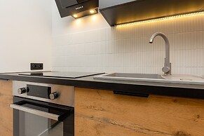 Grójecka Studio Warsaw by Renters