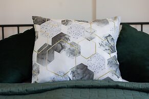 Grójecka Studio Warsaw by Renters