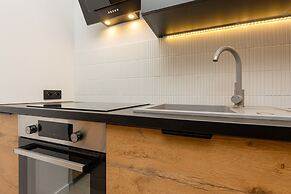 Grójecka Studio Warsaw by Renters