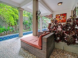 OYO 91300 Sunny Side Villa