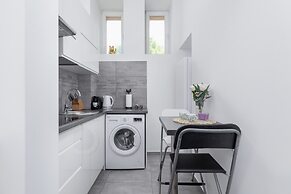 Apartment Topolowa by Renters