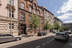 Apartment Topolowa by Renters