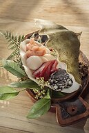 Four Seasons Explorer, Palau - Cruising Resort