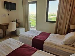 Al Baiara Resort
