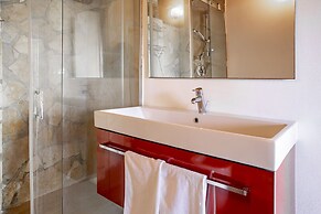 Ognina Apts with pool by Wonderful Italy