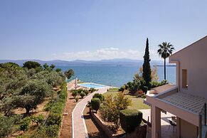 Eretria Luxurious Seafront Villa