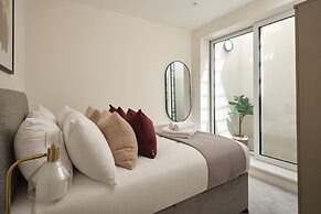 Fulham  Hestercombe House by Viridian Apartments