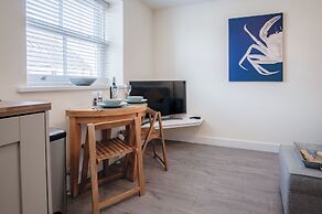 Myrtle - 1 Bedroom Apartment - Saundersfoot