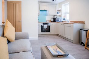 Myrtle - 1 Bedroom Apartment - Saundersfoot