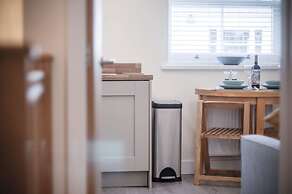 Myrtle - 1 Bedroom Apartment - Saundersfoot