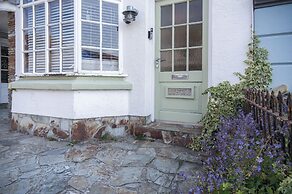 Myrtle - 1 Bedroom Apartment - Saundersfoot