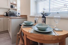 Myrtle - 1 Bedroom Apartment - Saundersfoot