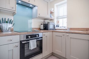 Myrtle - 1 Bedroom Apartment - Saundersfoot