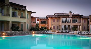 Le Corti Caterina Apts with pool