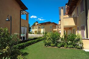 Le Corti Caterina Apts with pool